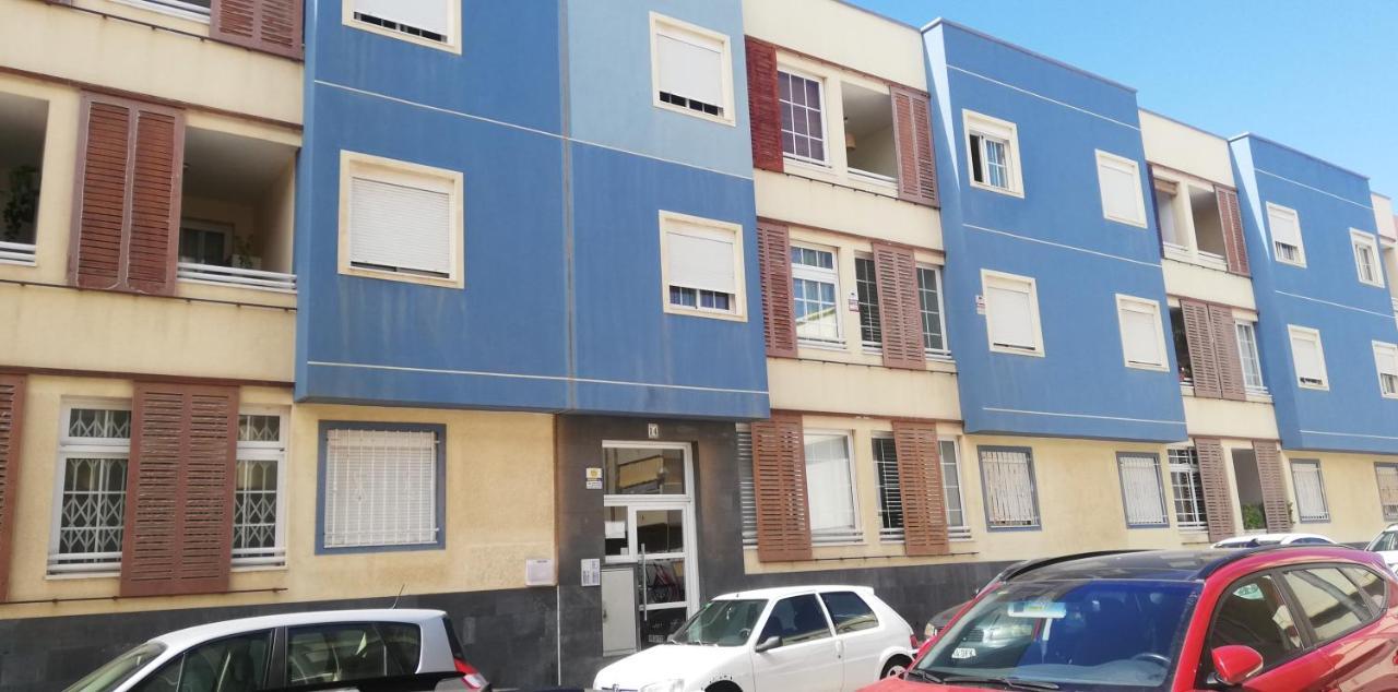 Apto Ache, Acogedor De 66 M Con Terraza, Aire Acondicionado Y Parking Privado Gratuito