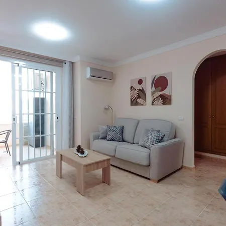 Apto Ache, Acogedor Apartamento De 66 M Con Terraza, Aire Acondicionado Y Parking Privado Gratuito Los Abrigos Zewnętrze zdjęcie